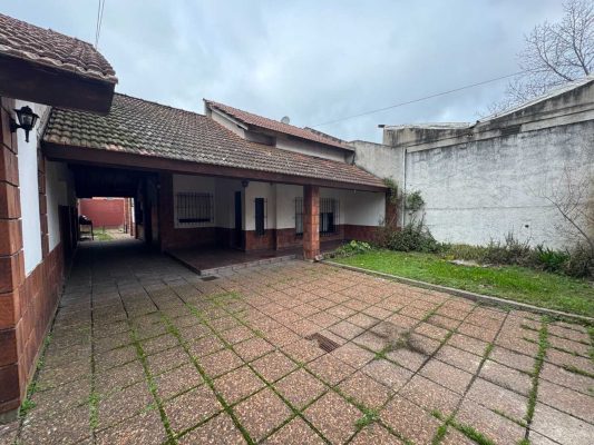 Venta-Casa+Local 4 Ambientes-El Talar-Lote Amplio