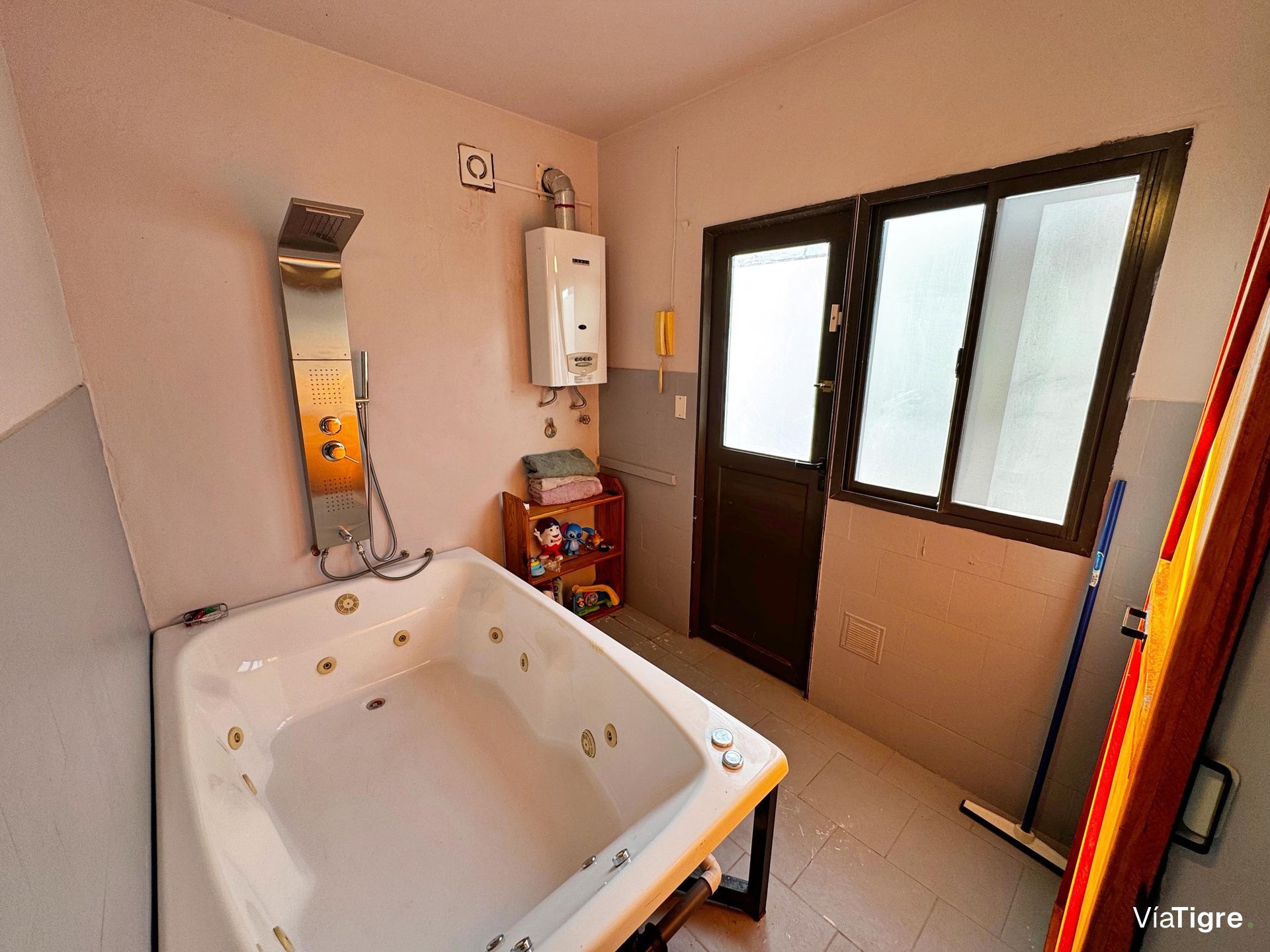 Venta Casa 4 amb Florida Lote 484m2 Pileta/jardín