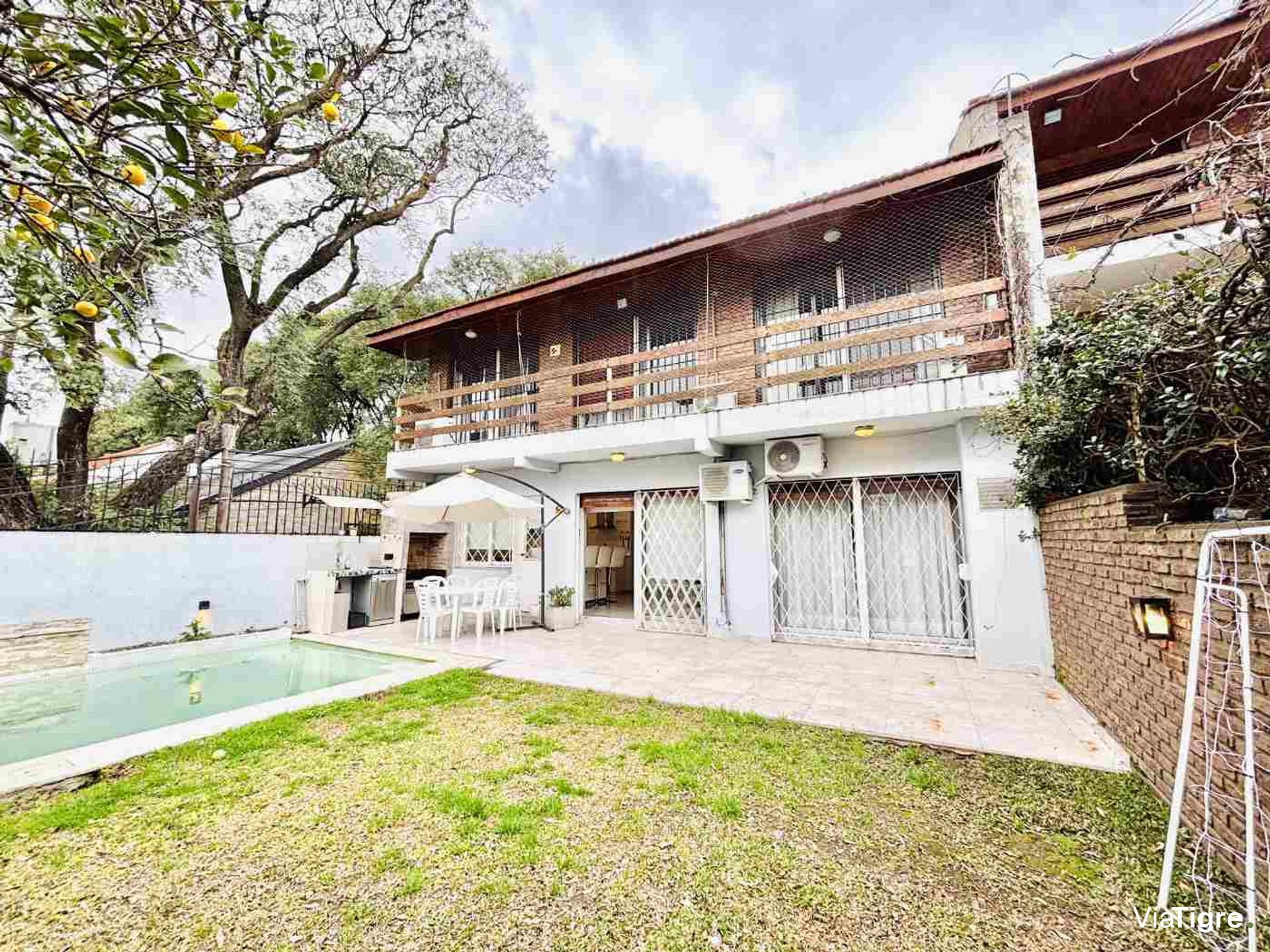Venta Casa 5 Amb Bajo Vicente Lopez Con Seguridad