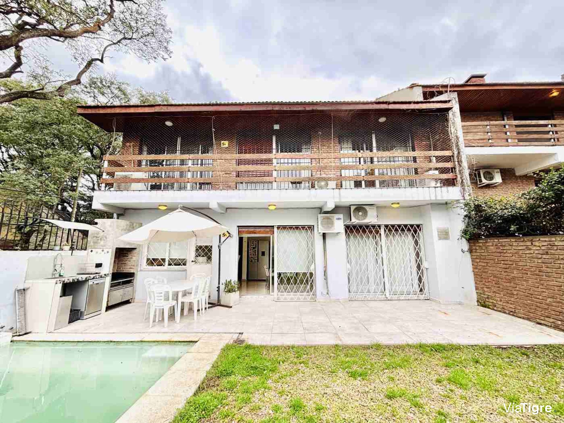 Venta Casa 5 Amb Bajo Vicente Lopez Con Seguridad