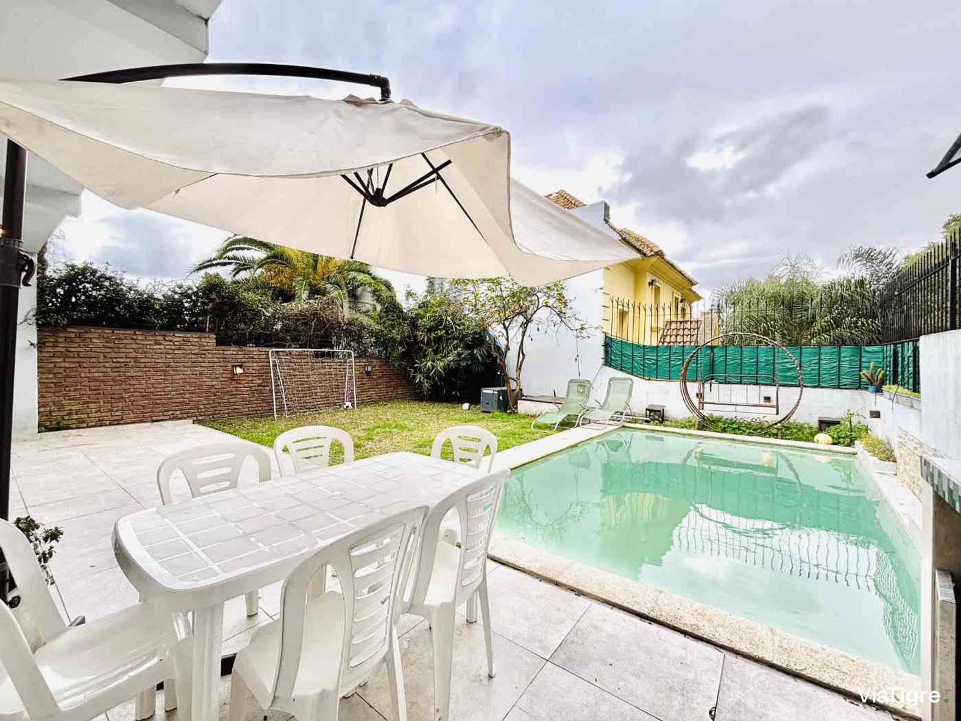 Venta Casa 5 Amb Bajo Vicente Lopez Con Seguridad