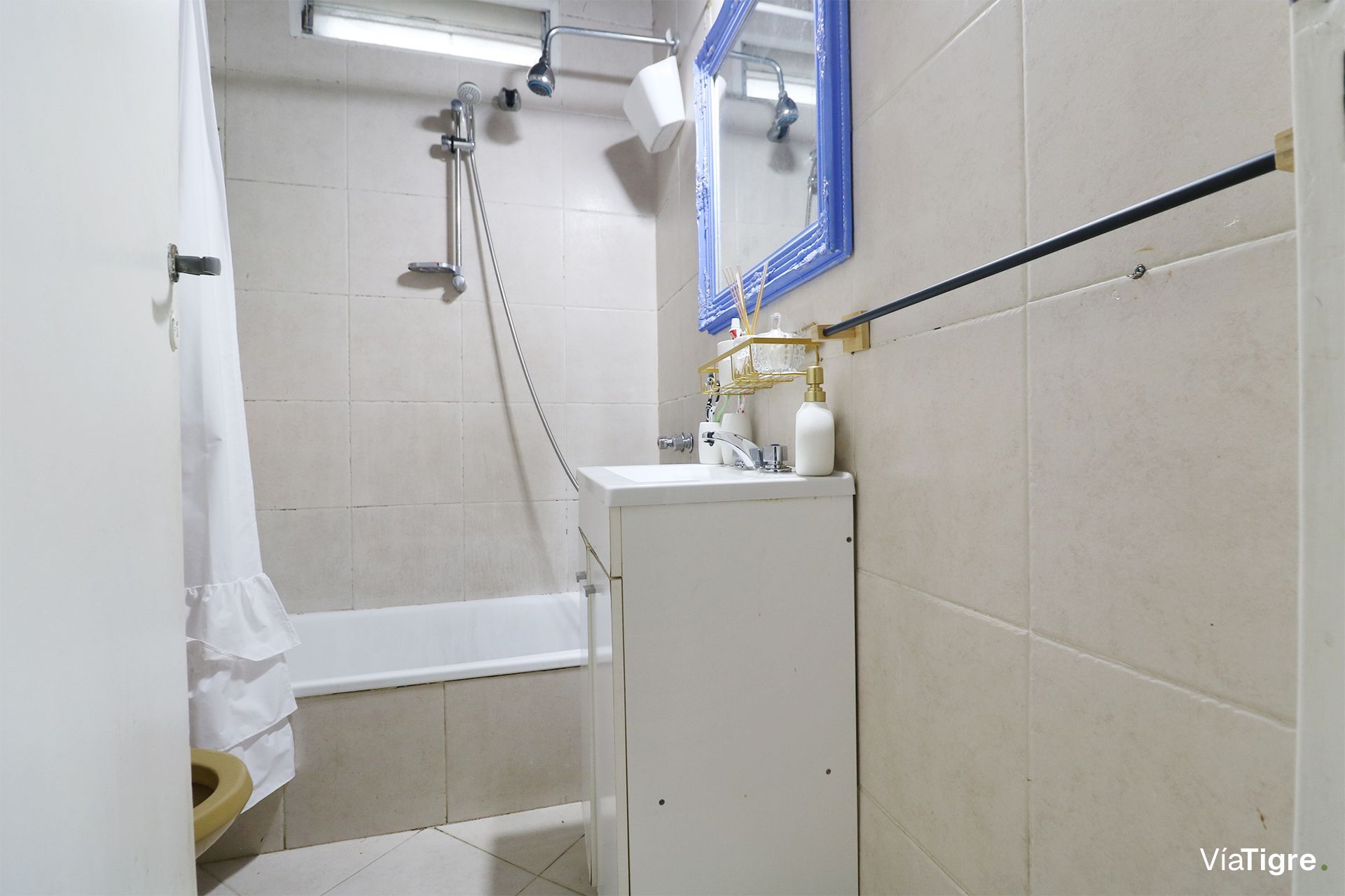 Casa Triplex En Venta 3 Amb Terraza Florida