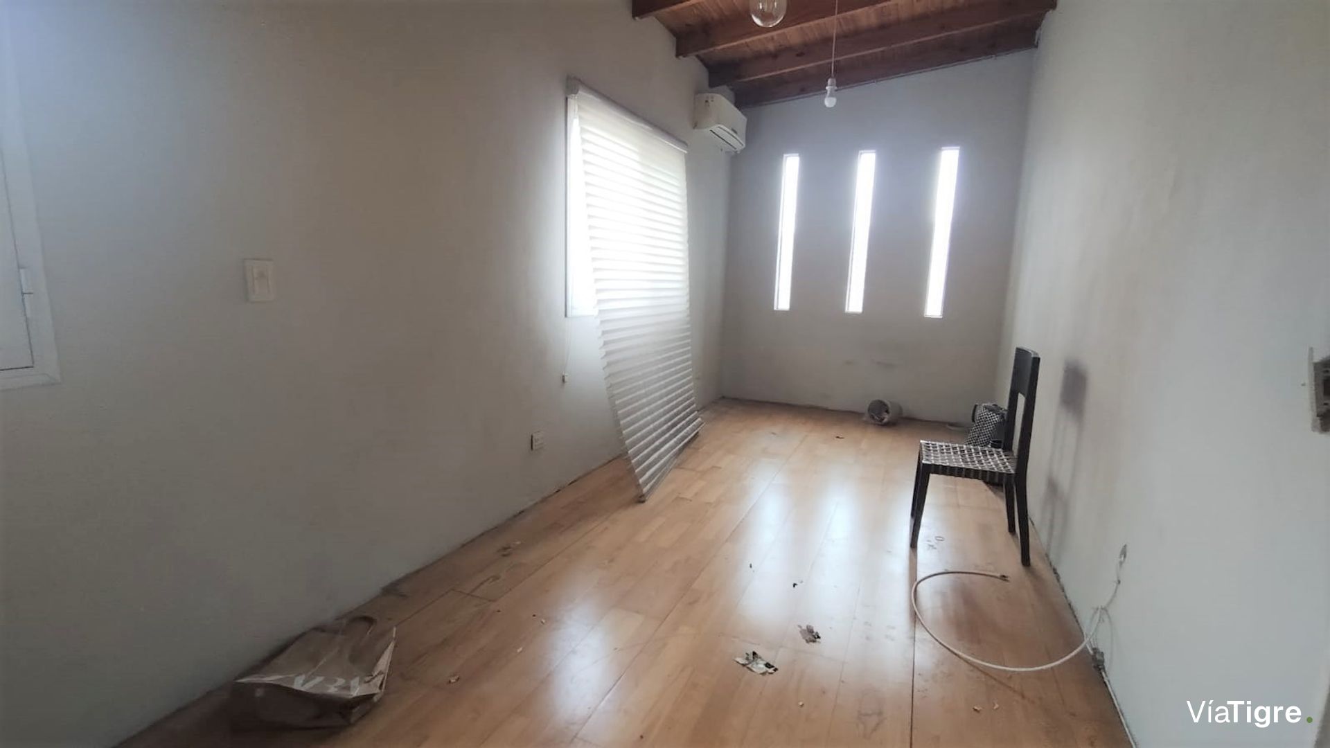 Venta De Casa De 5 Ambientes En Virreyes
