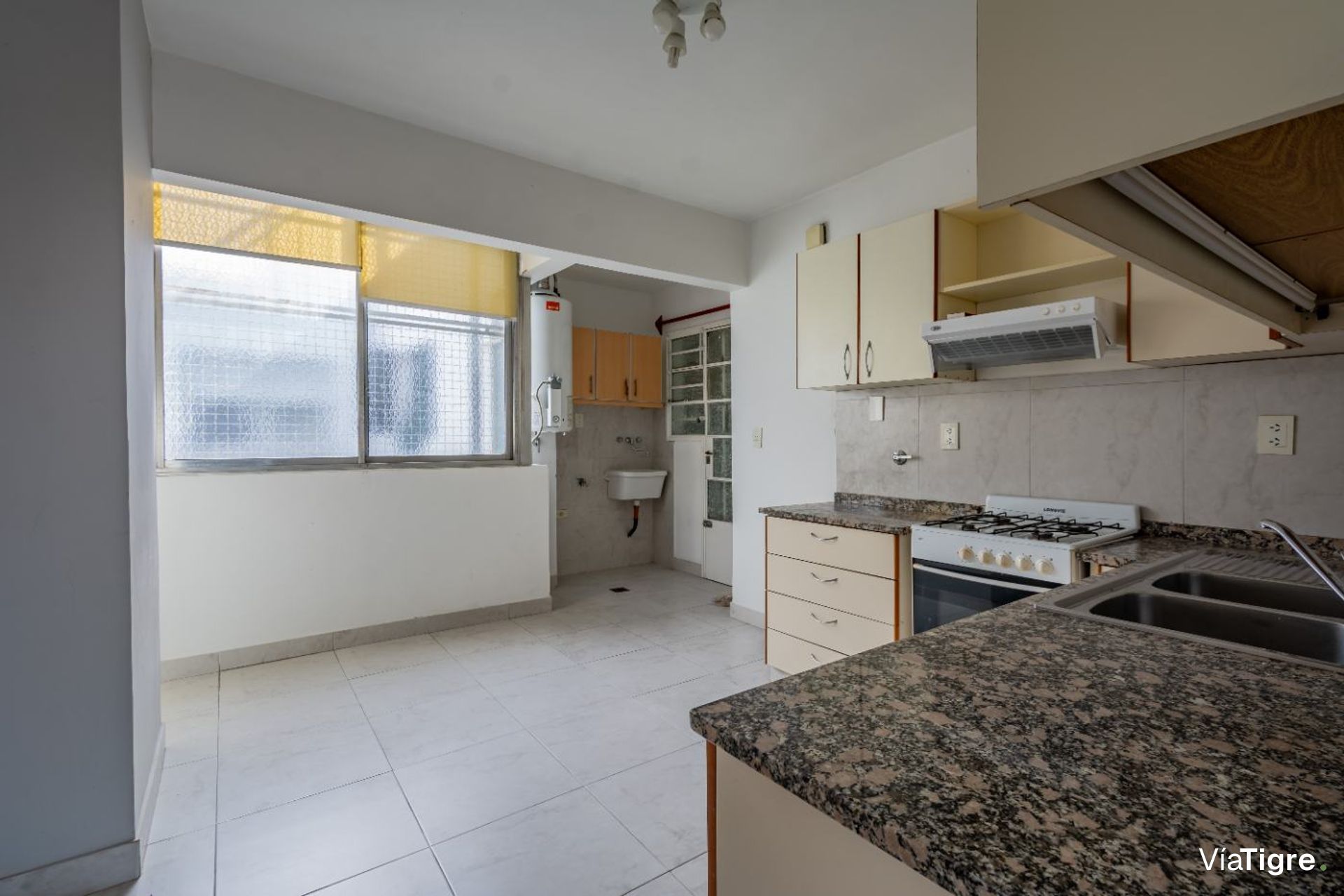 Depto 3 Amb + Depend Cochera , Florida, Piso 5