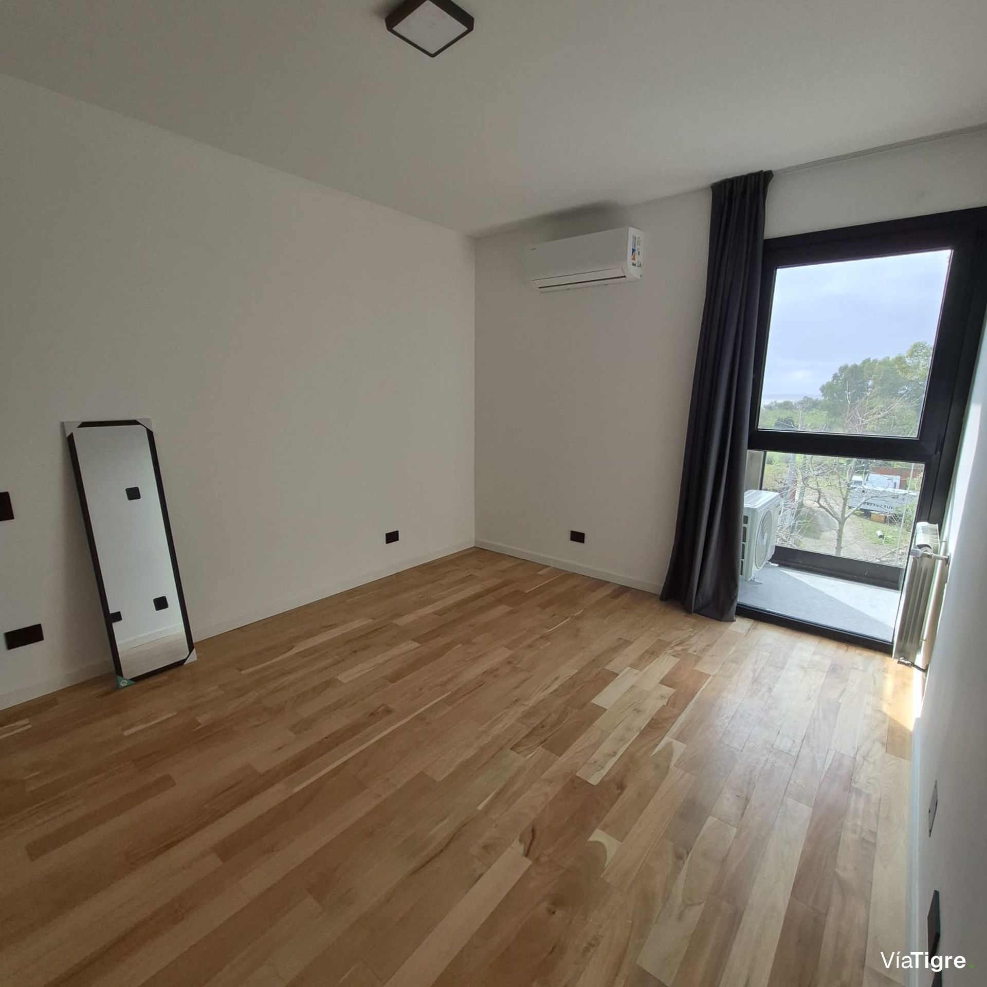 Venta a estrenar 2 Amb+coch Pto Olivos vista rio
