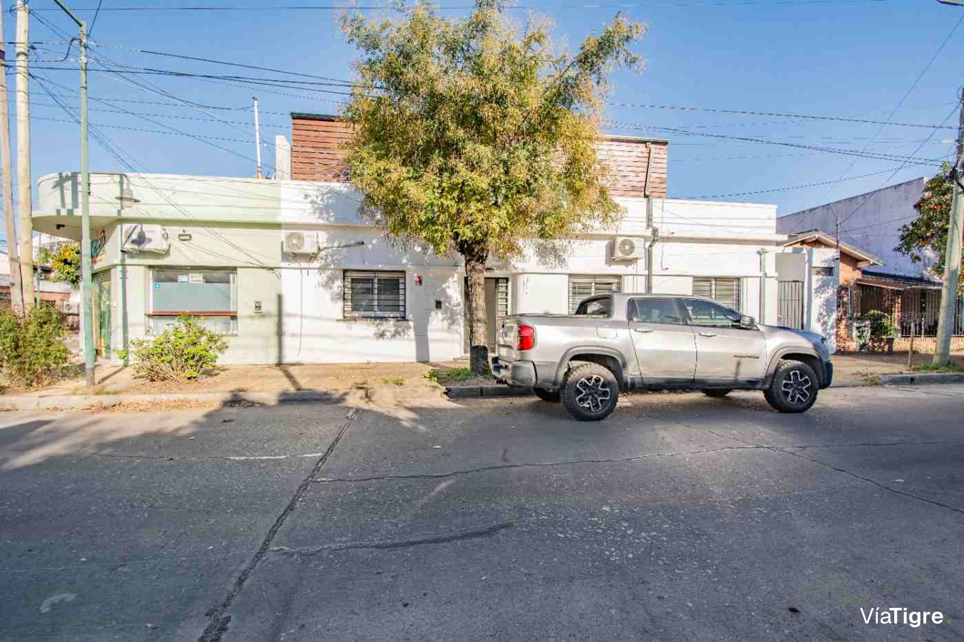 Depto Tipo Casa-Pileta-Gran Terraza-Plaza Martinez