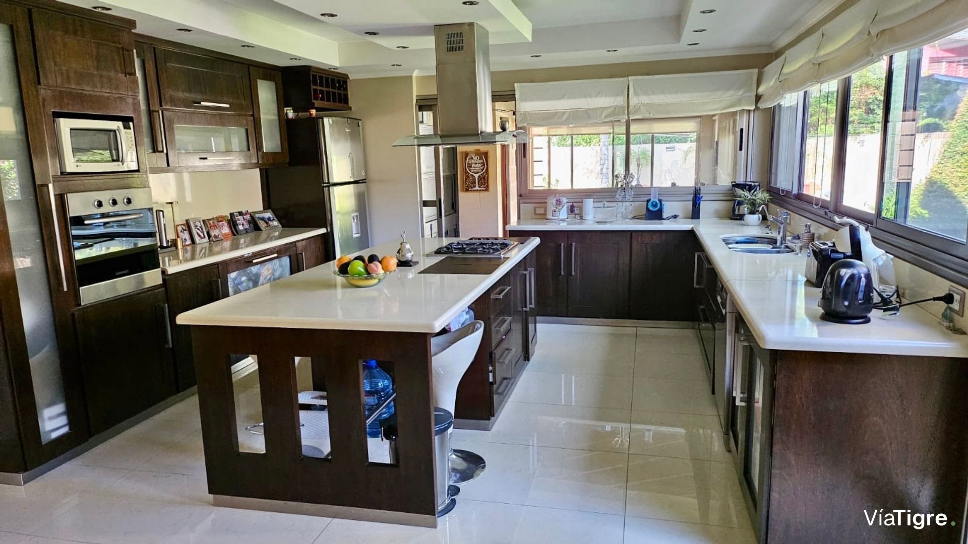 Venta casa 7 ambientes - Pileta - San Isidro