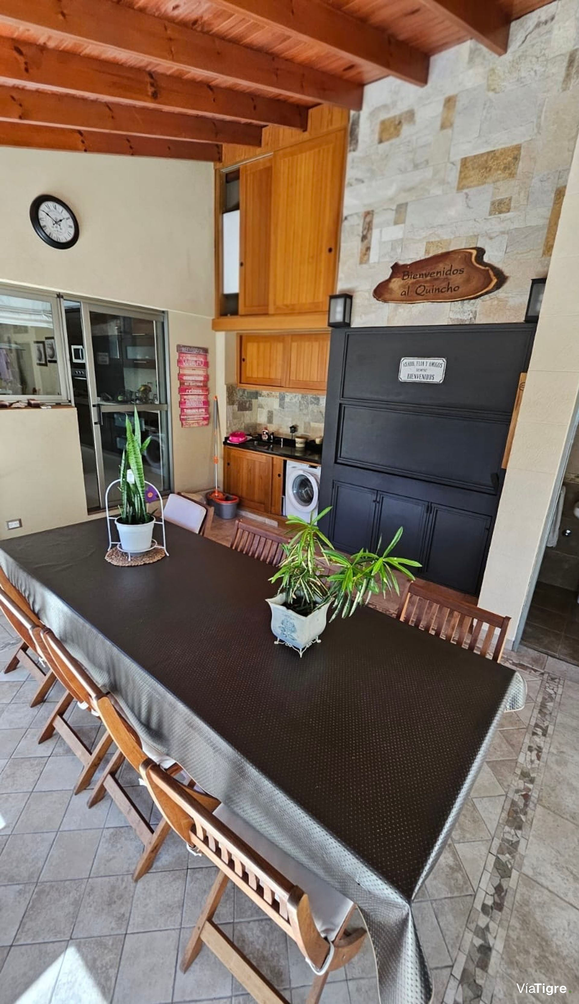Venta casa 7 ambientes - Pileta - San Isidro