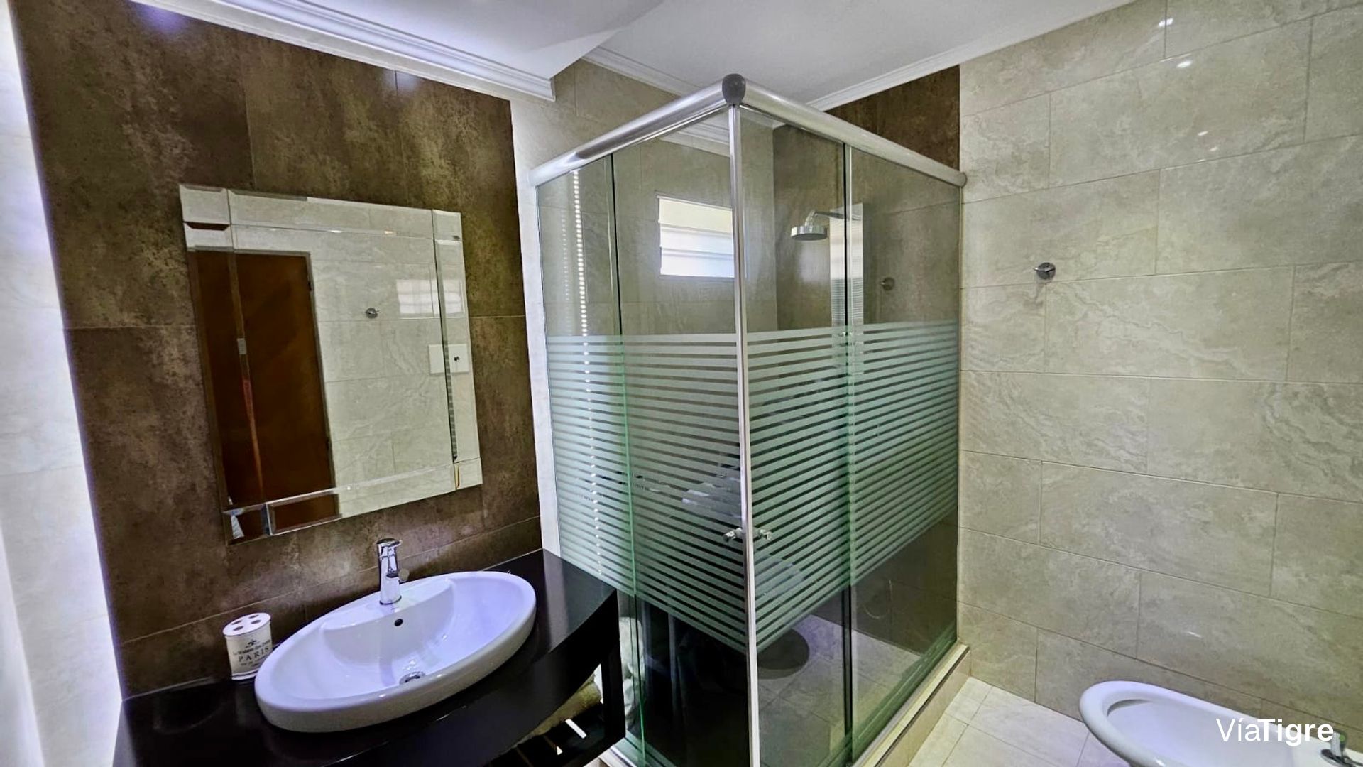 Venta casa 7 ambientes - Pileta - San Isidro