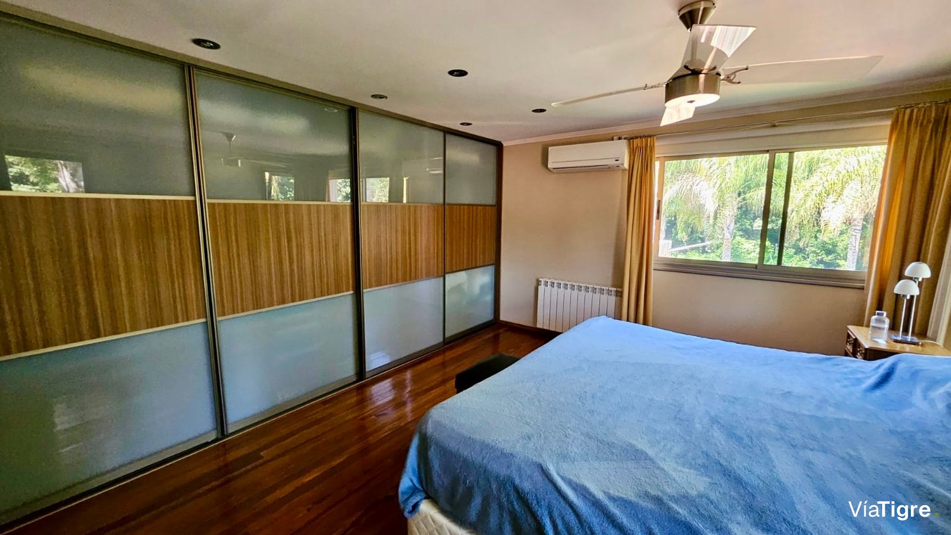 Venta casa 7 ambientes - Pileta - San Isidro