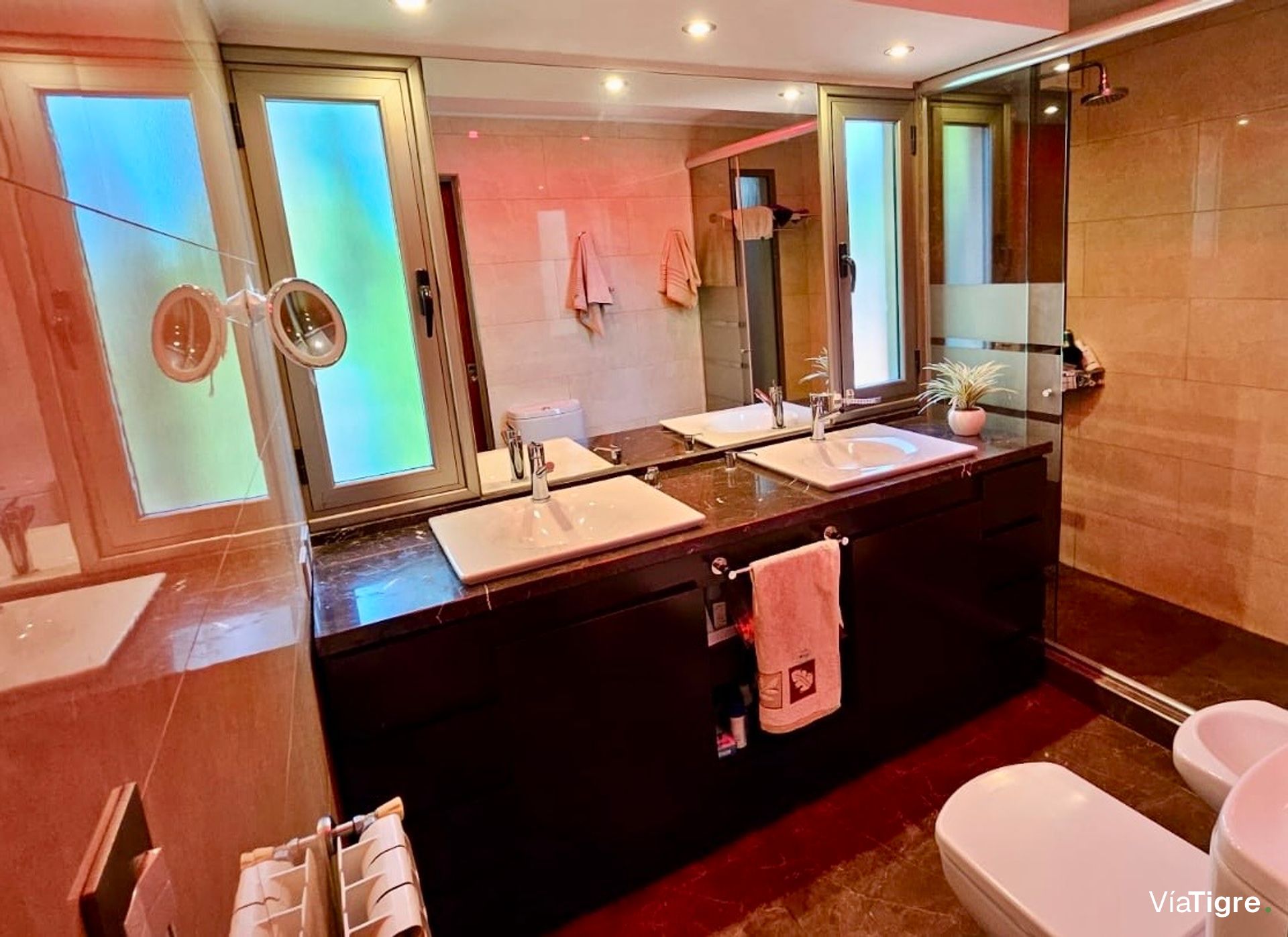 Venta casa 7 ambientes - Pileta - San Isidro