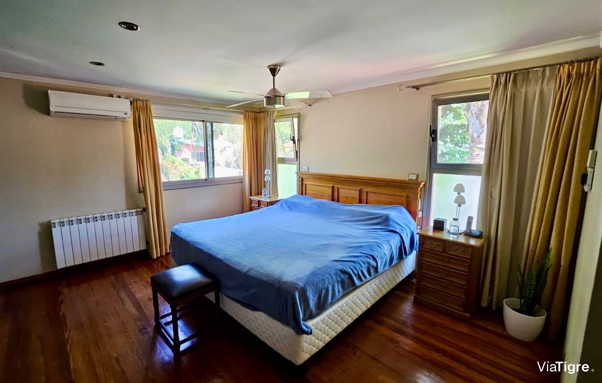 Venta casa 7 ambientes - Pileta - San Isidro
