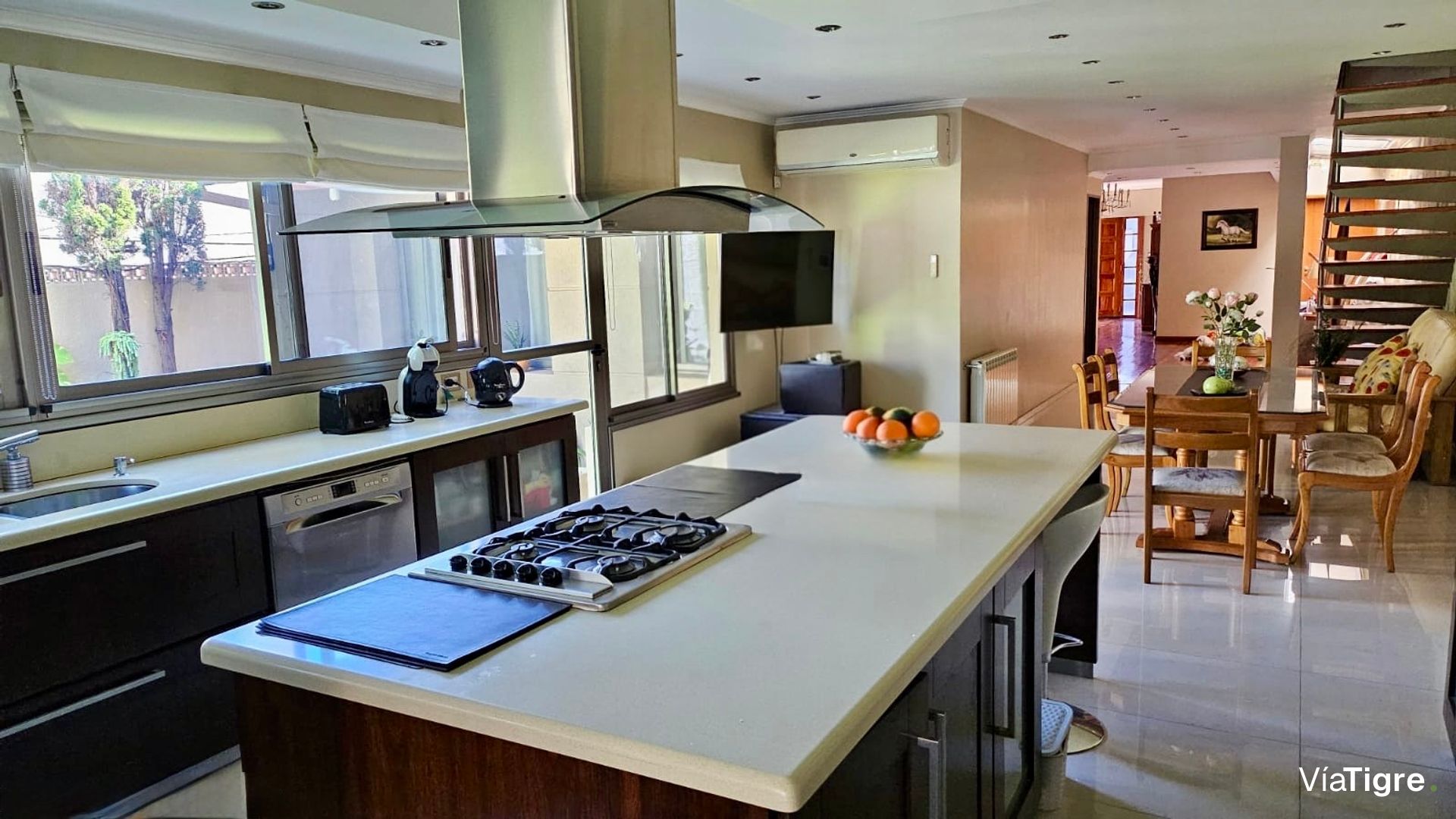 Venta casa 7 ambientes - Pileta - San Isidro