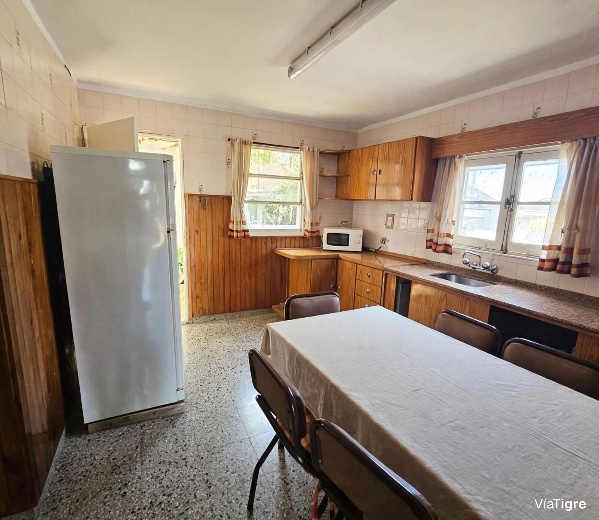 Hermosa Casa en lote propio San Fernando
