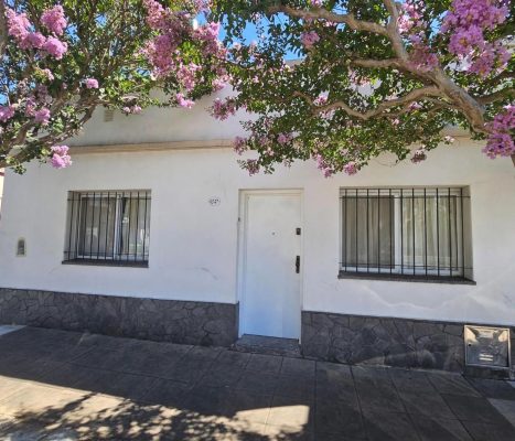 Hermosa Casa en lote propio San Fernando