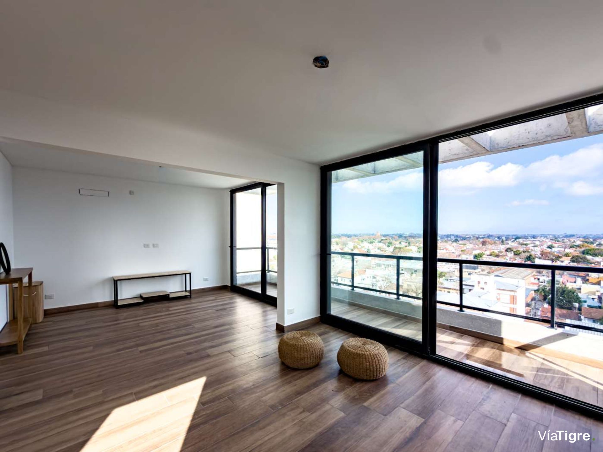 Venta Departamento 3 Ambientes Piso Alto Terraza