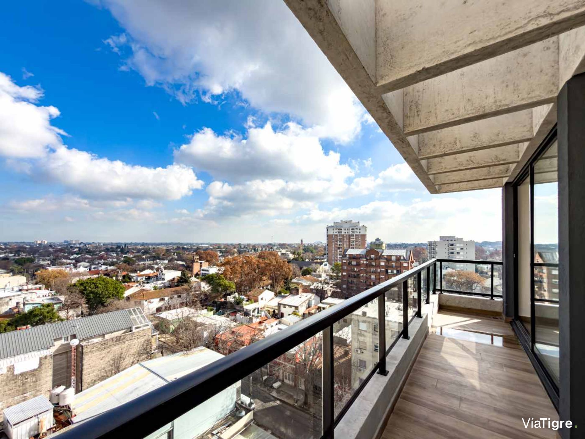 Venta Departamento 3 Ambientes Piso Alto Terraza