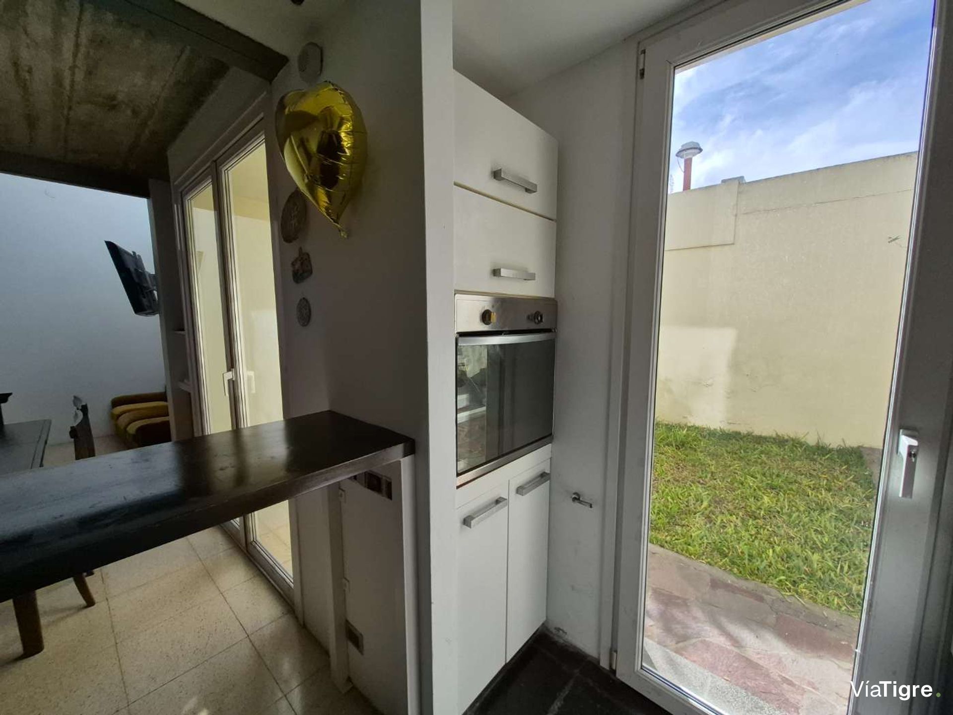 2 Casas 8 Ambientes VENTA Olivos Cochera Jardin