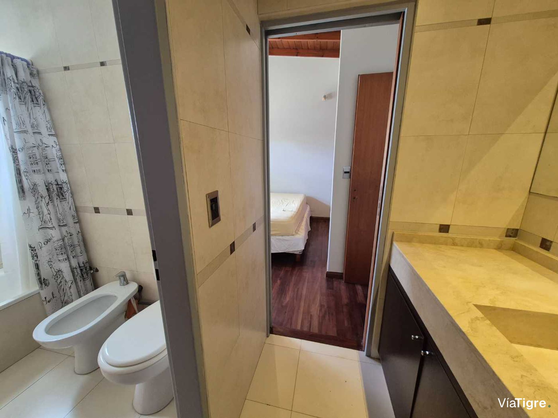 2 Casas 8 Ambientes VENTA Olivos Cochera Jardin