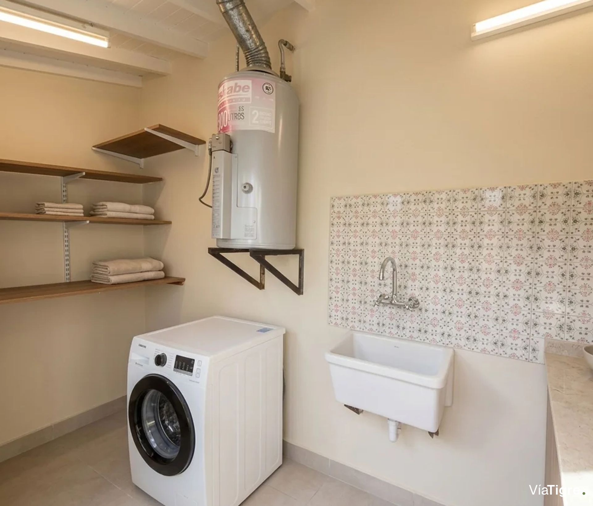 2 Casas 8 Ambientes VENTA Olivos Cochera Jardin