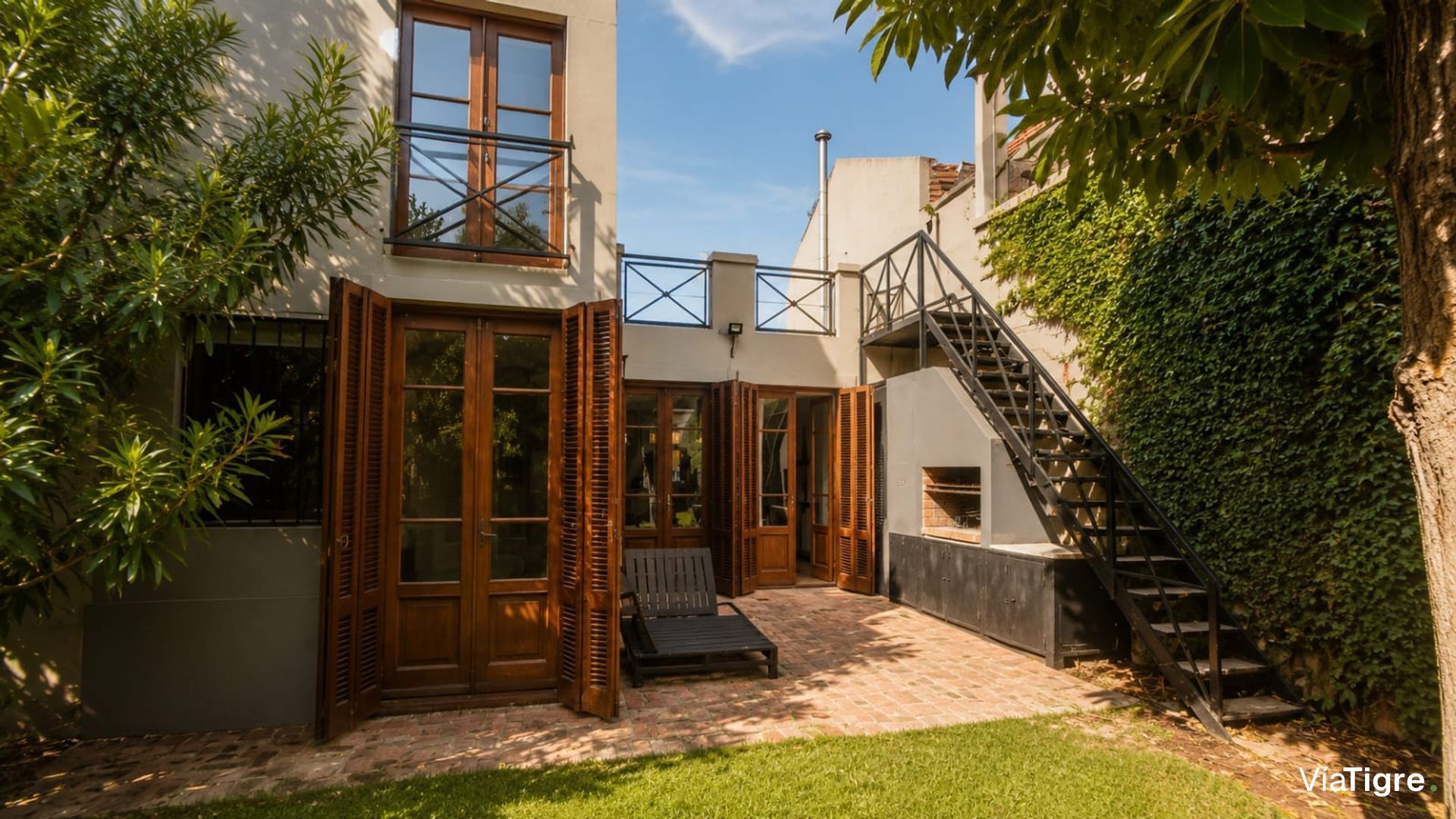 Casa venta 5 amb luminosa jardín pileta Martínez
