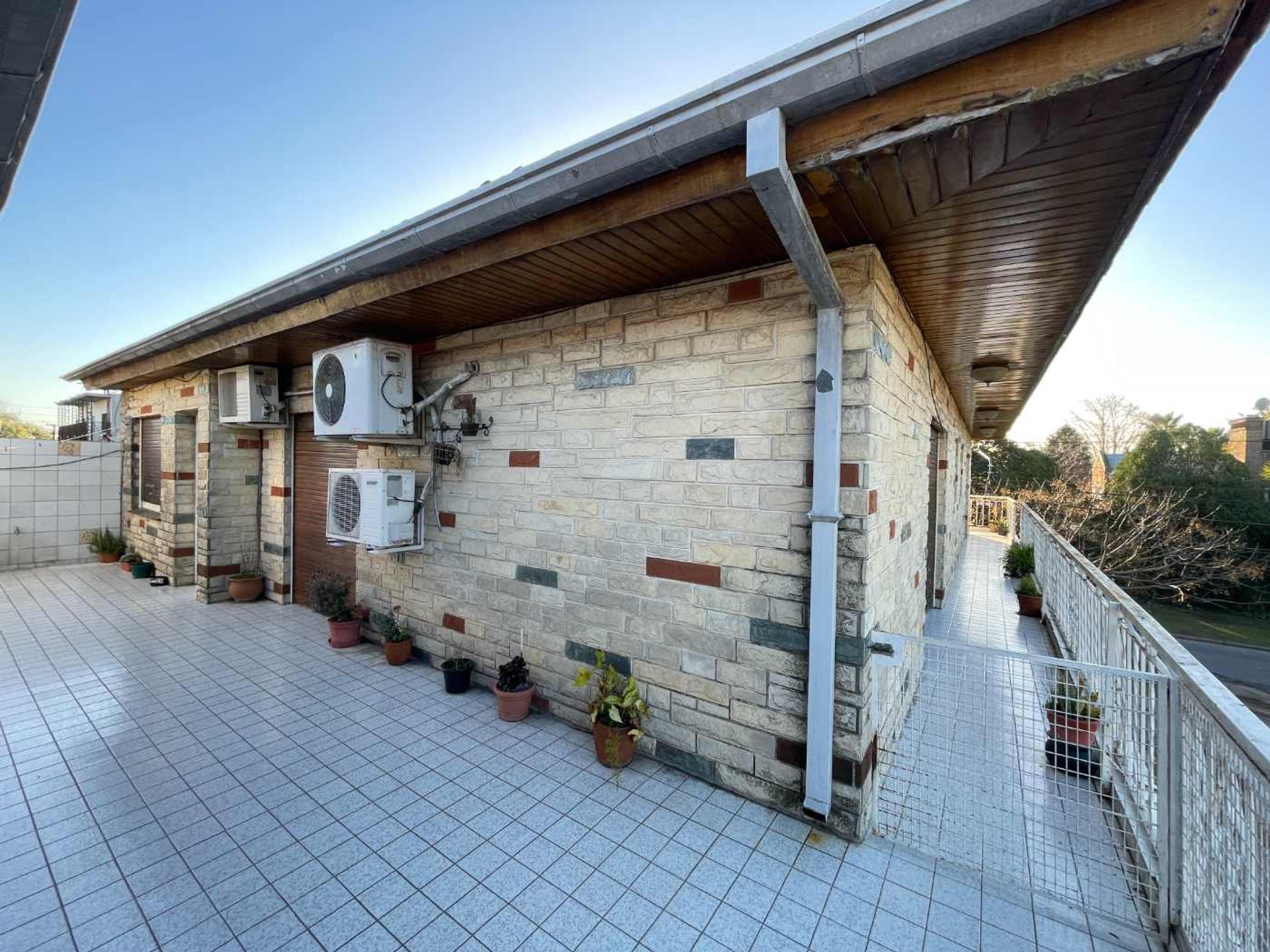Galpón + Casa 5Amb Potencial Comercial Torcuato