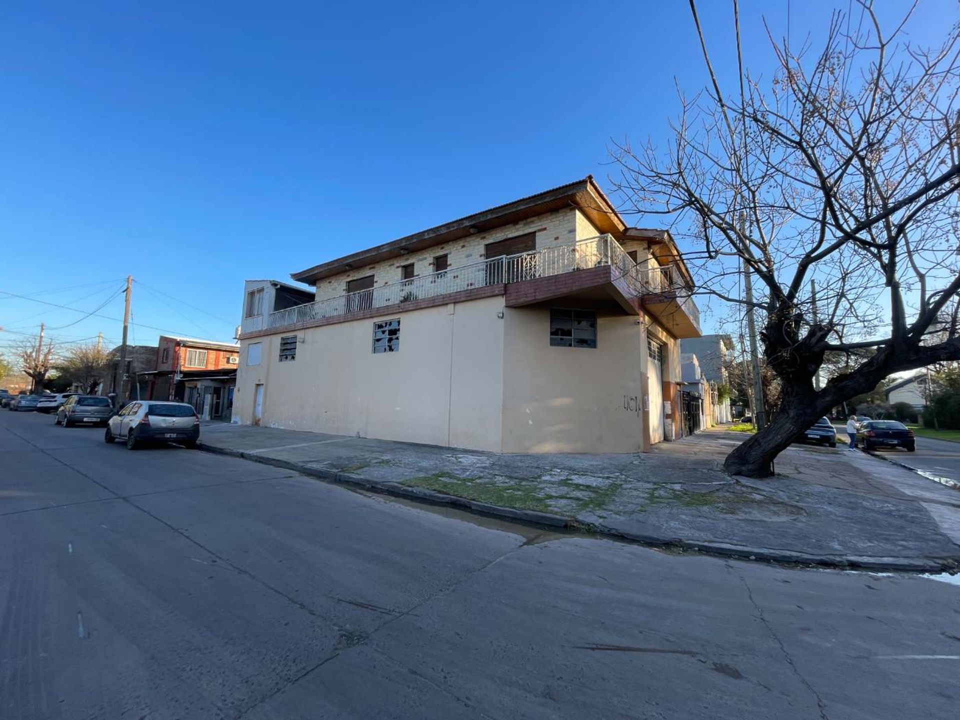 Galpón + Casa 5Amb Potencial Comercial Torcuato