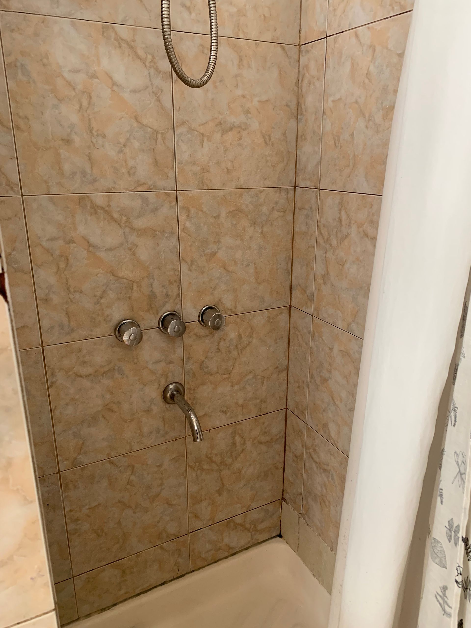 venta esquina galpón/terreno