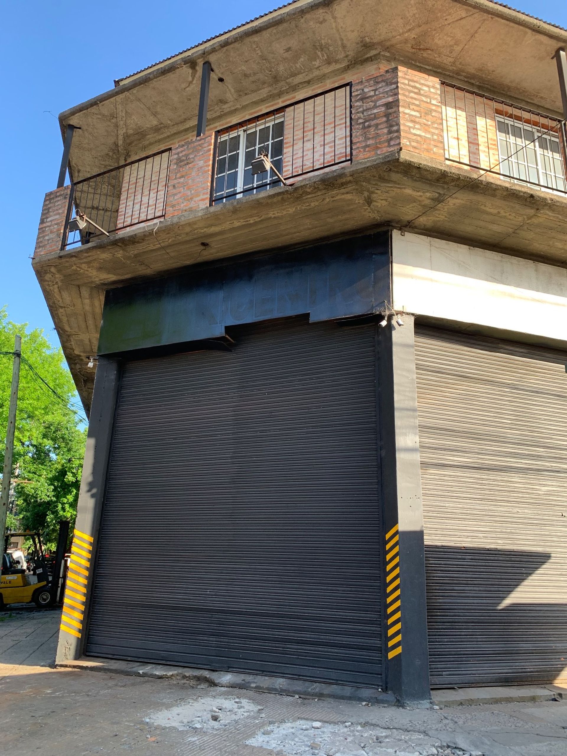 venta esquina galpón/terreno