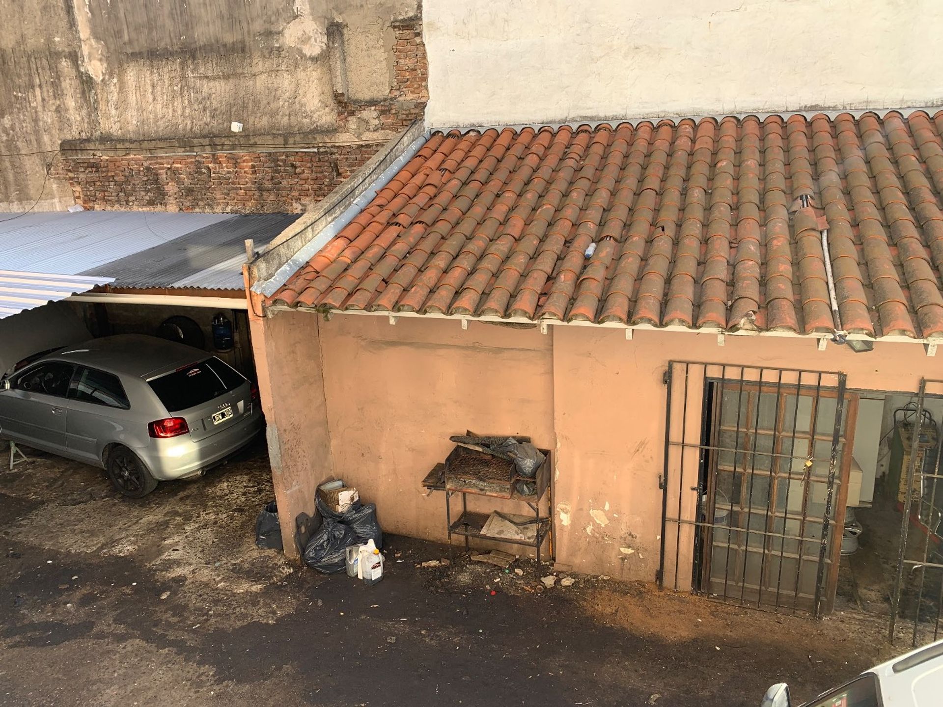 venta esquina galpón/terreno