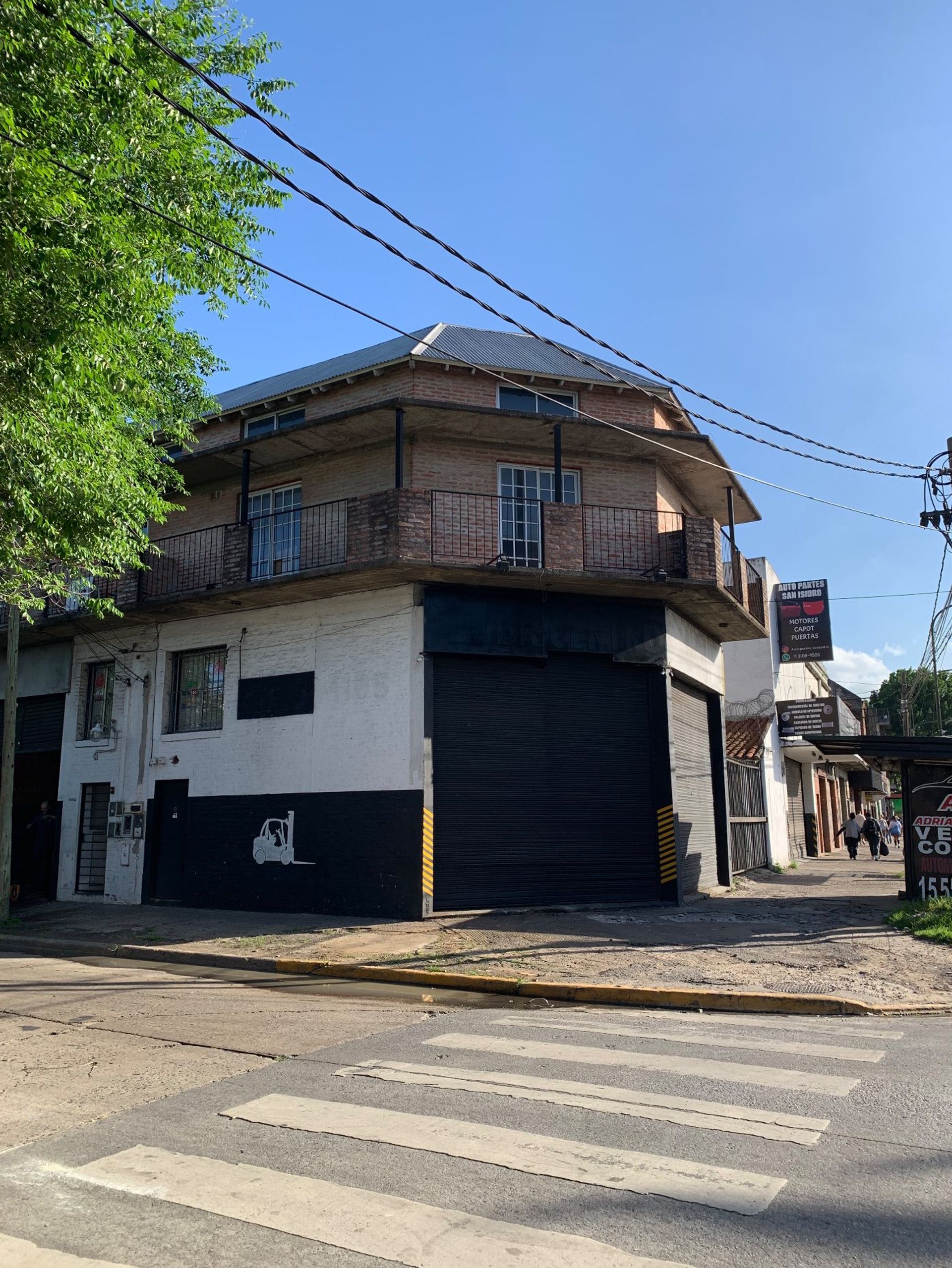 venta esquina galpón/terreno