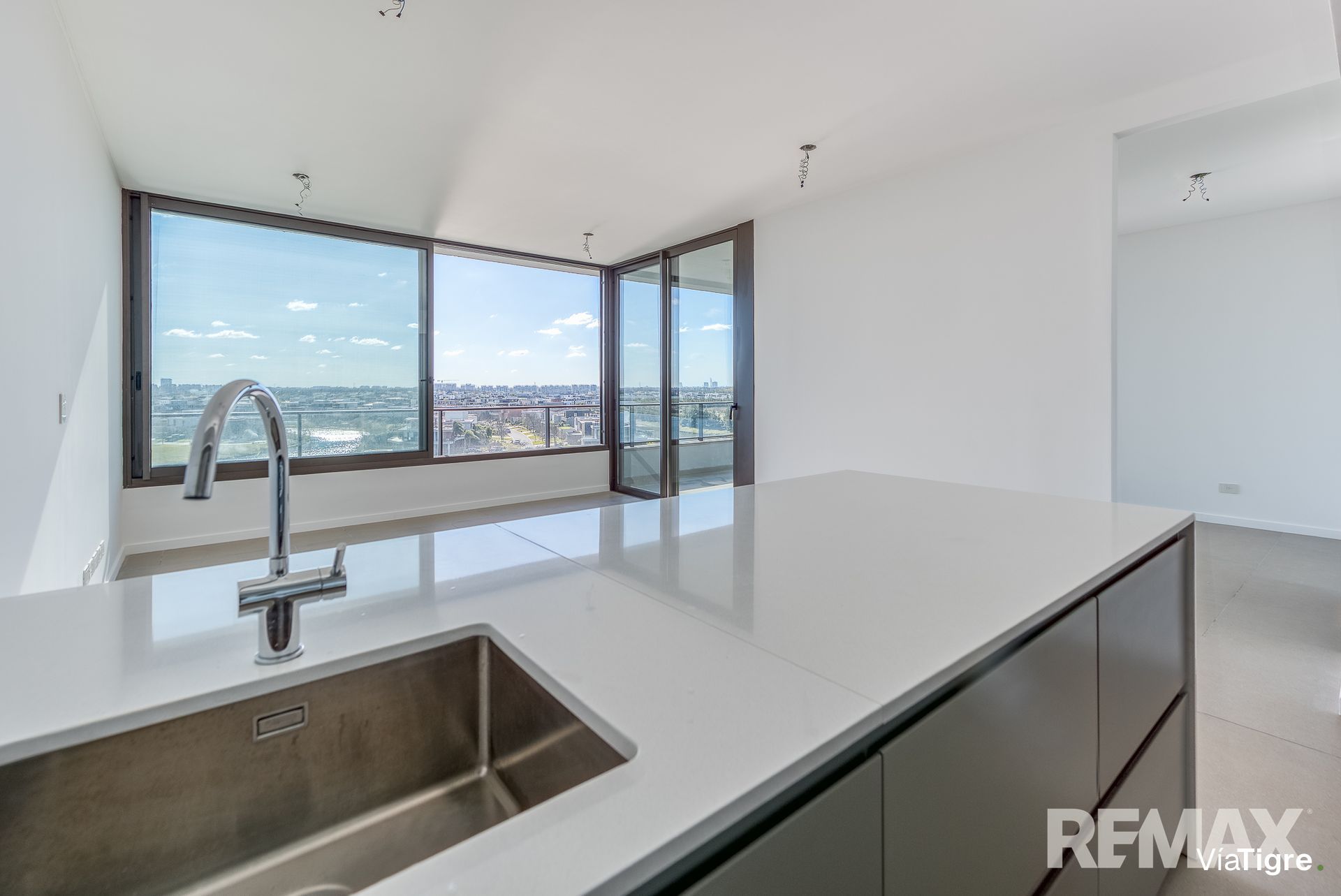 Venta departamento 2 ambientes en Oceana Nordelta
