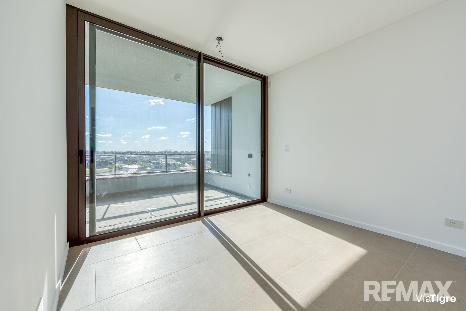 Venta departamento 2 ambientes en Oceana Nordelta