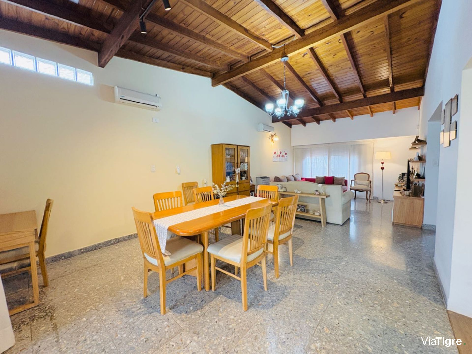 Venta Casa De 3 Dormitorios Parque Y Cocheras