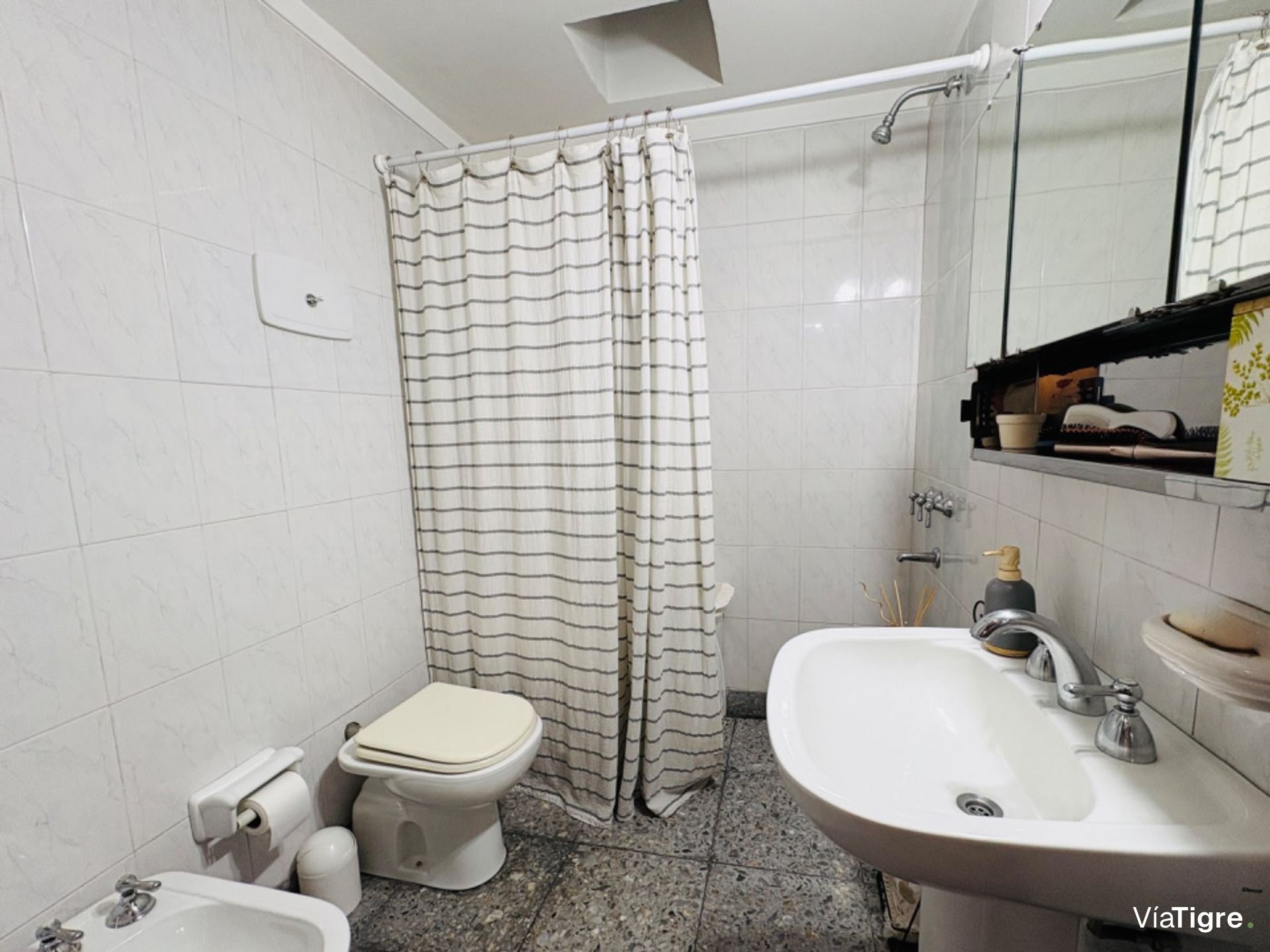 Venta Casa De 3 Dormitorios Parque Y Cocheras