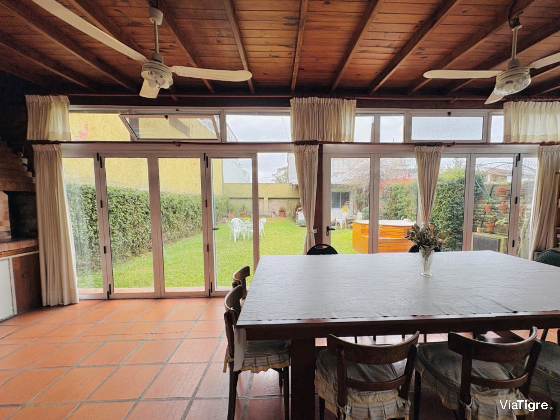 Venta Casa De 3 Dormitorios Parque Y Cocheras