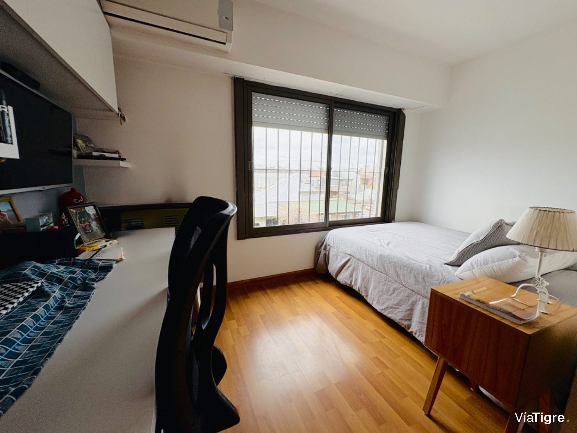 Venta Casa De 3 Dormitorios Parque Y Cocheras