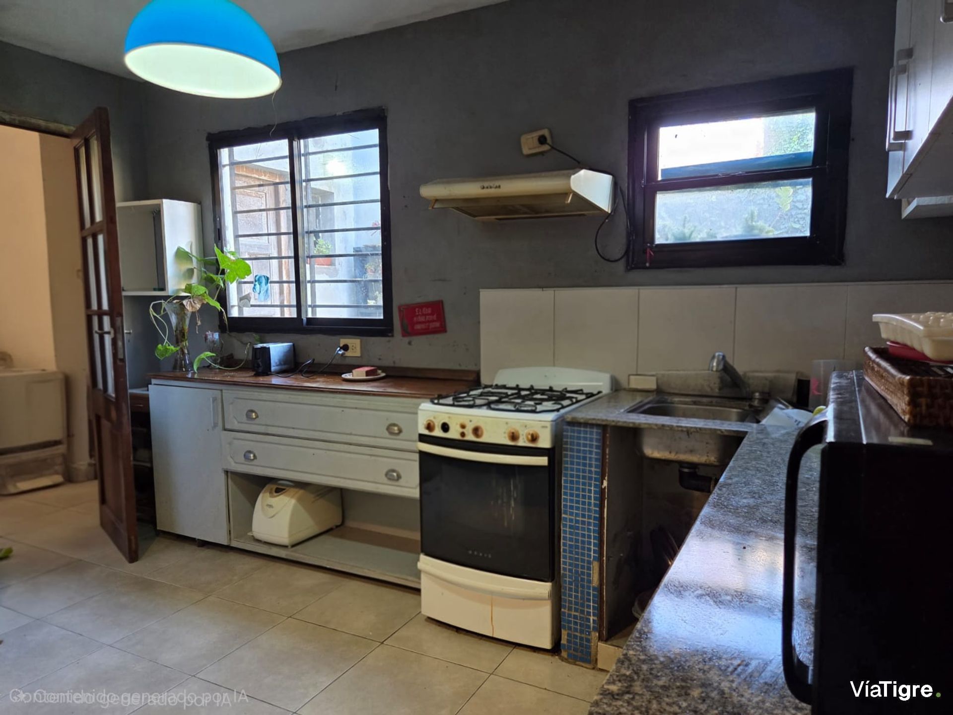 Casa En Venta 4 Amb. Jardin Y Pileta - San Isidro