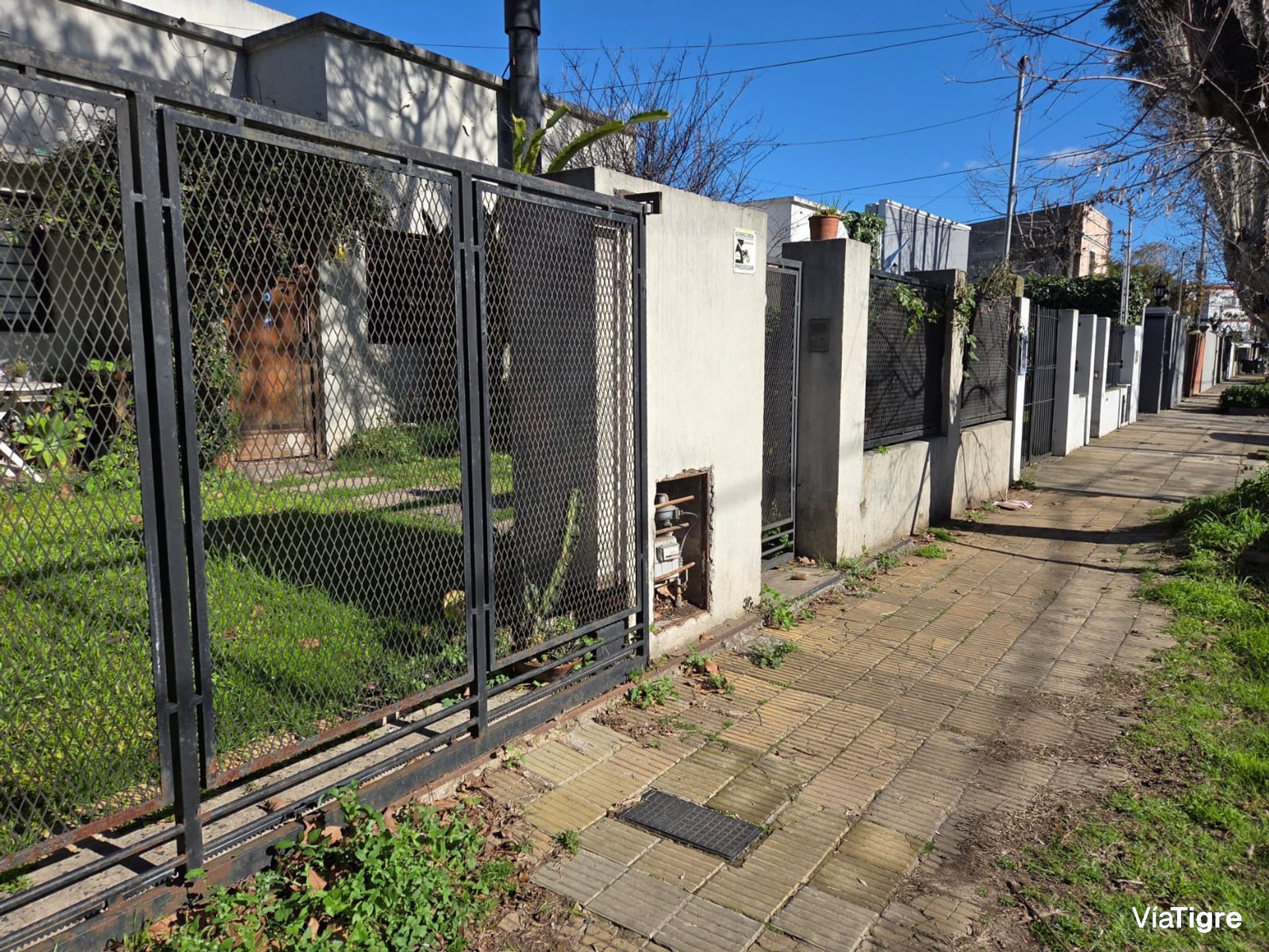 Casa En Venta 4 Amb. Jardin Y Pileta - San Isidro
