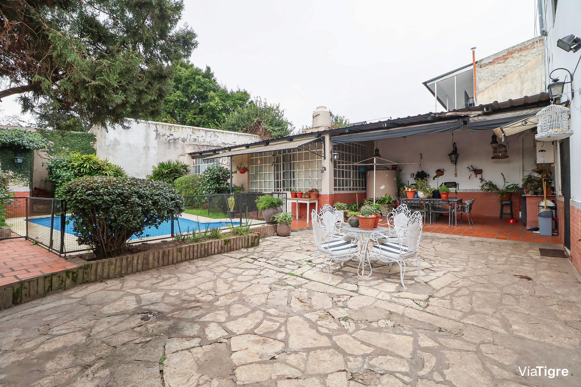 Chalet 6 Amb con Pileta, Jardín y Cochera -Florida