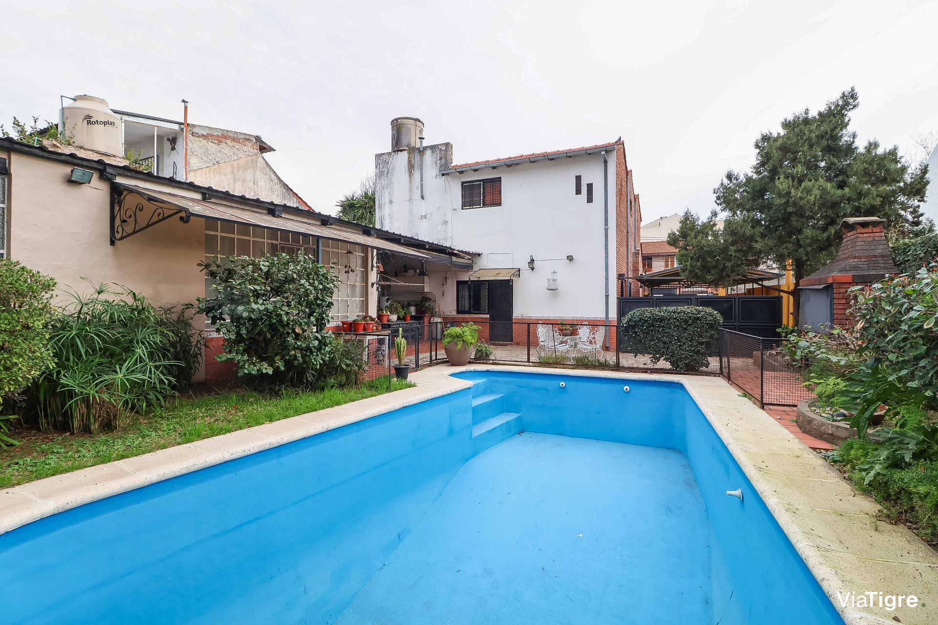 Chalet 6 Amb con Pileta, Jardín y Cochera -Florida