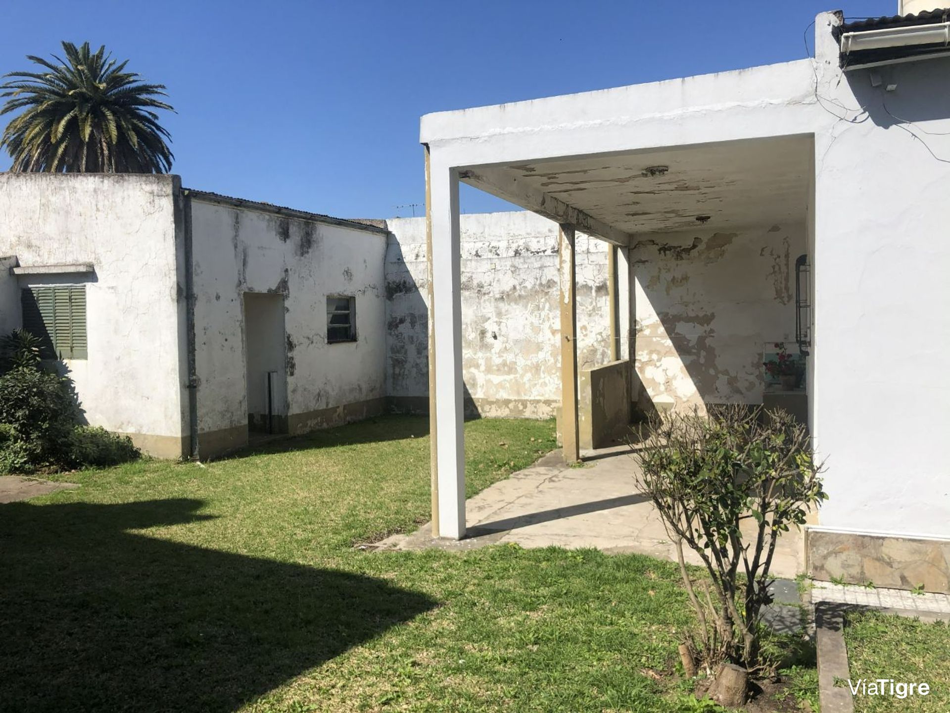 CASA, LOTE PROPIO, GRAN JARDIN, a reciclar, TIGRE