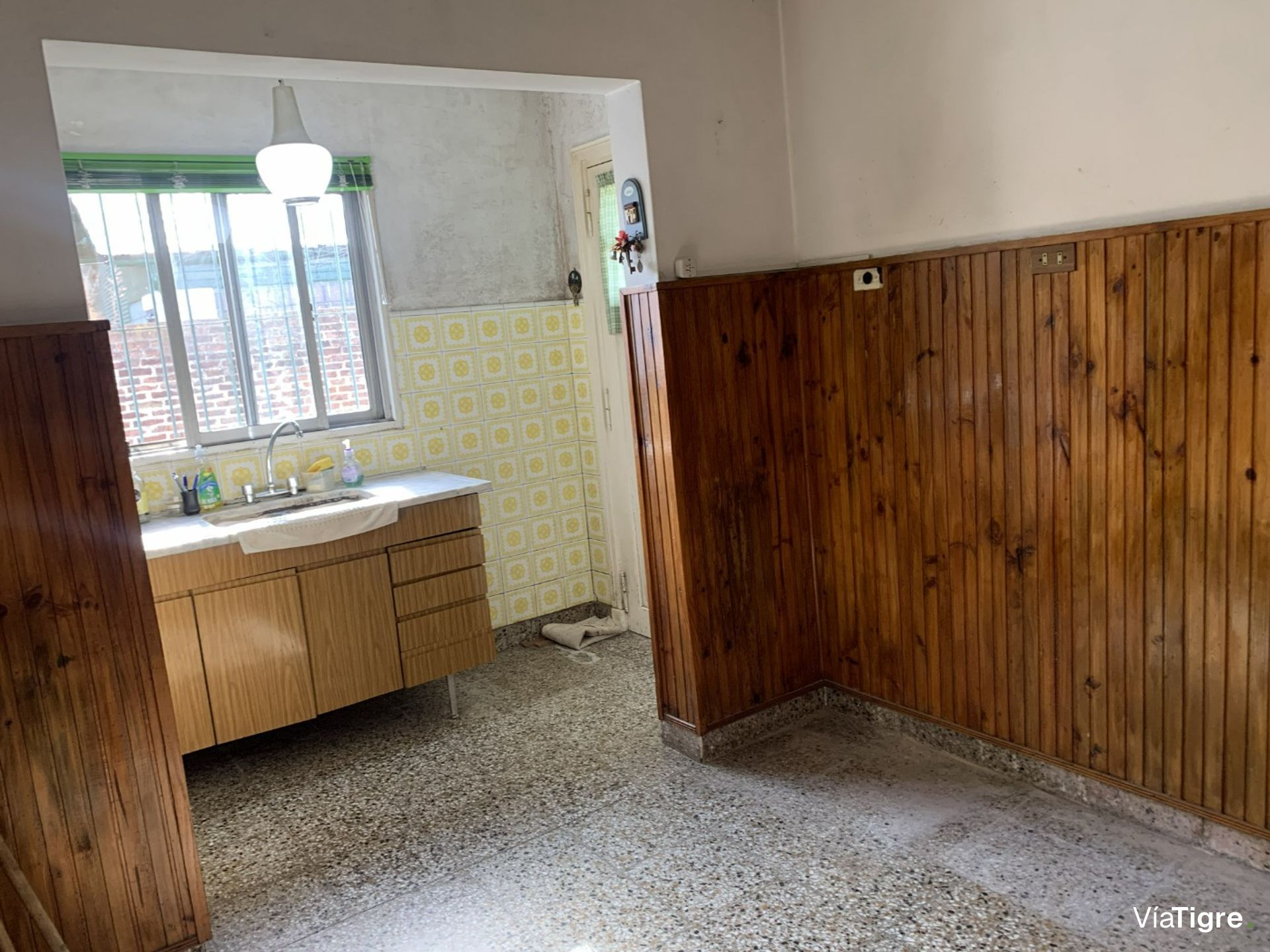 CASA, LOTE PROPIO, GRAN JARDIN, a reciclar, TIGRE