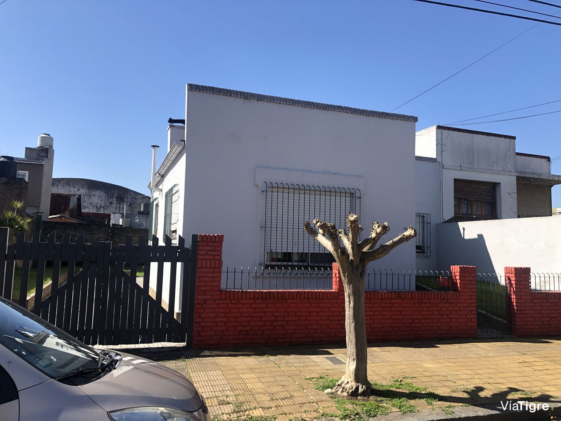 CASA, LOTE PROPIO, GRAN JARDIN, a reciclar, TIGRE