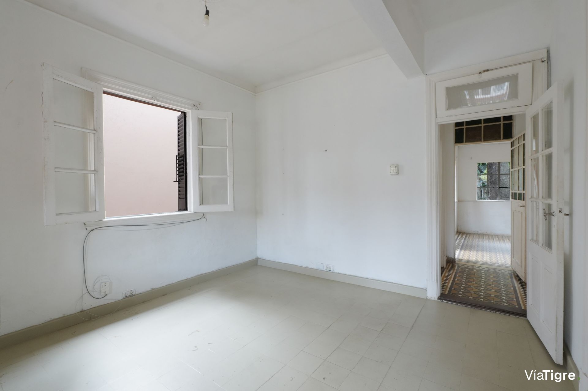 Casa 3 Ambientes c Jardín Vías Libertador Martinez