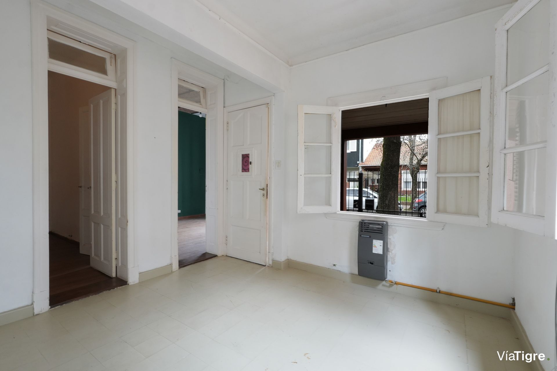 Casa 3 Ambientes c Jardín Vías Libertador Martinez