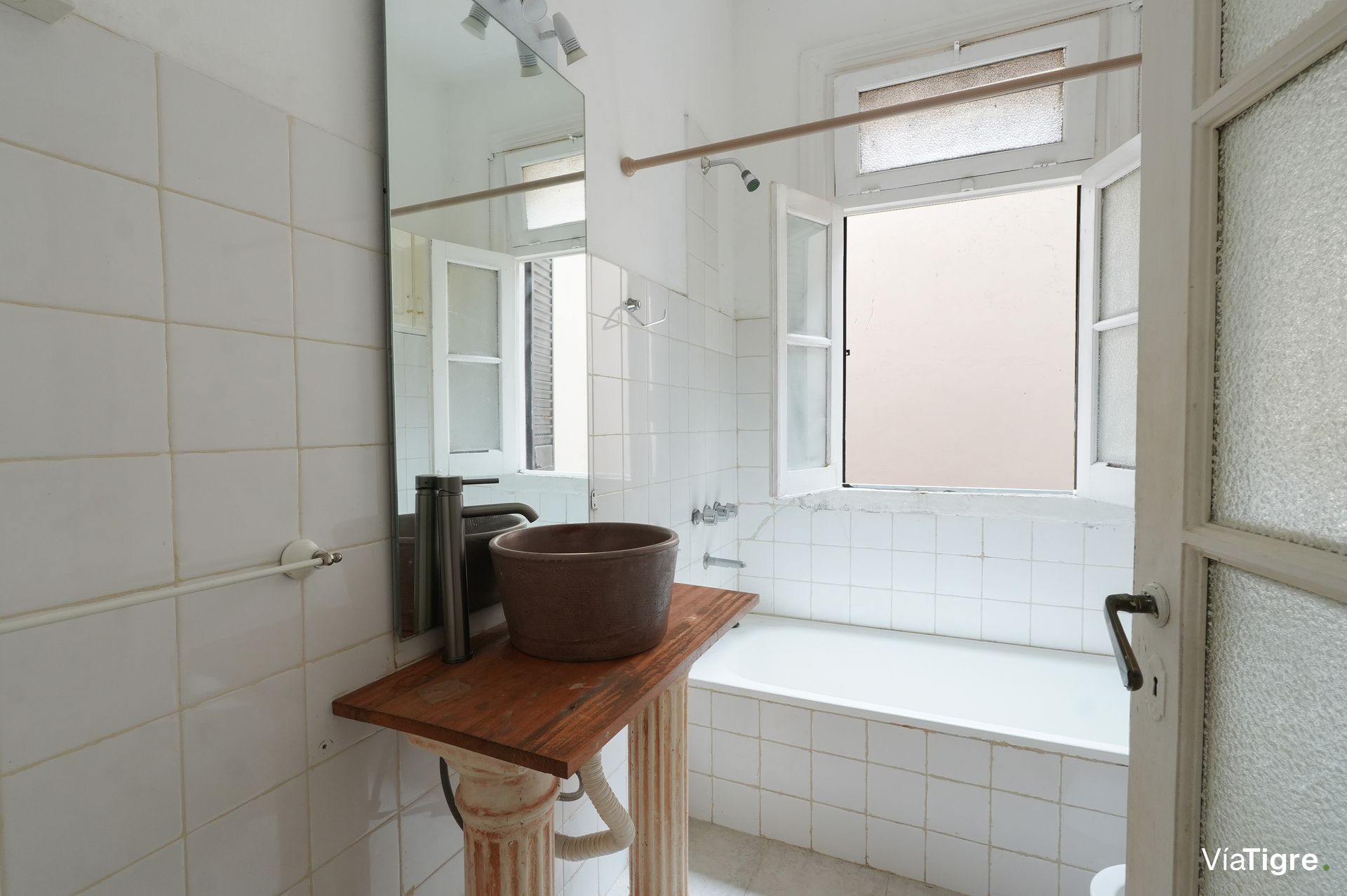 Casa 3 Ambientes c Jardín Vías Libertador Martinez