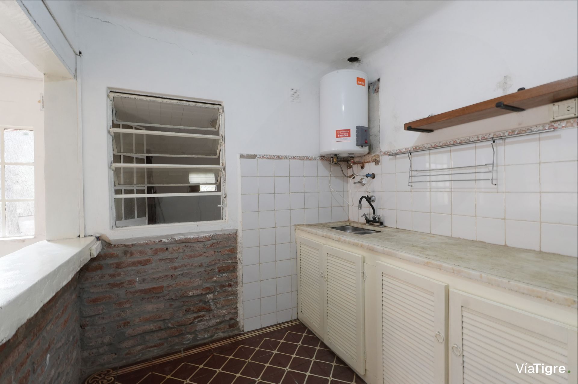 Casa 3 Ambientes c Jardín Vías Libertador Martinez