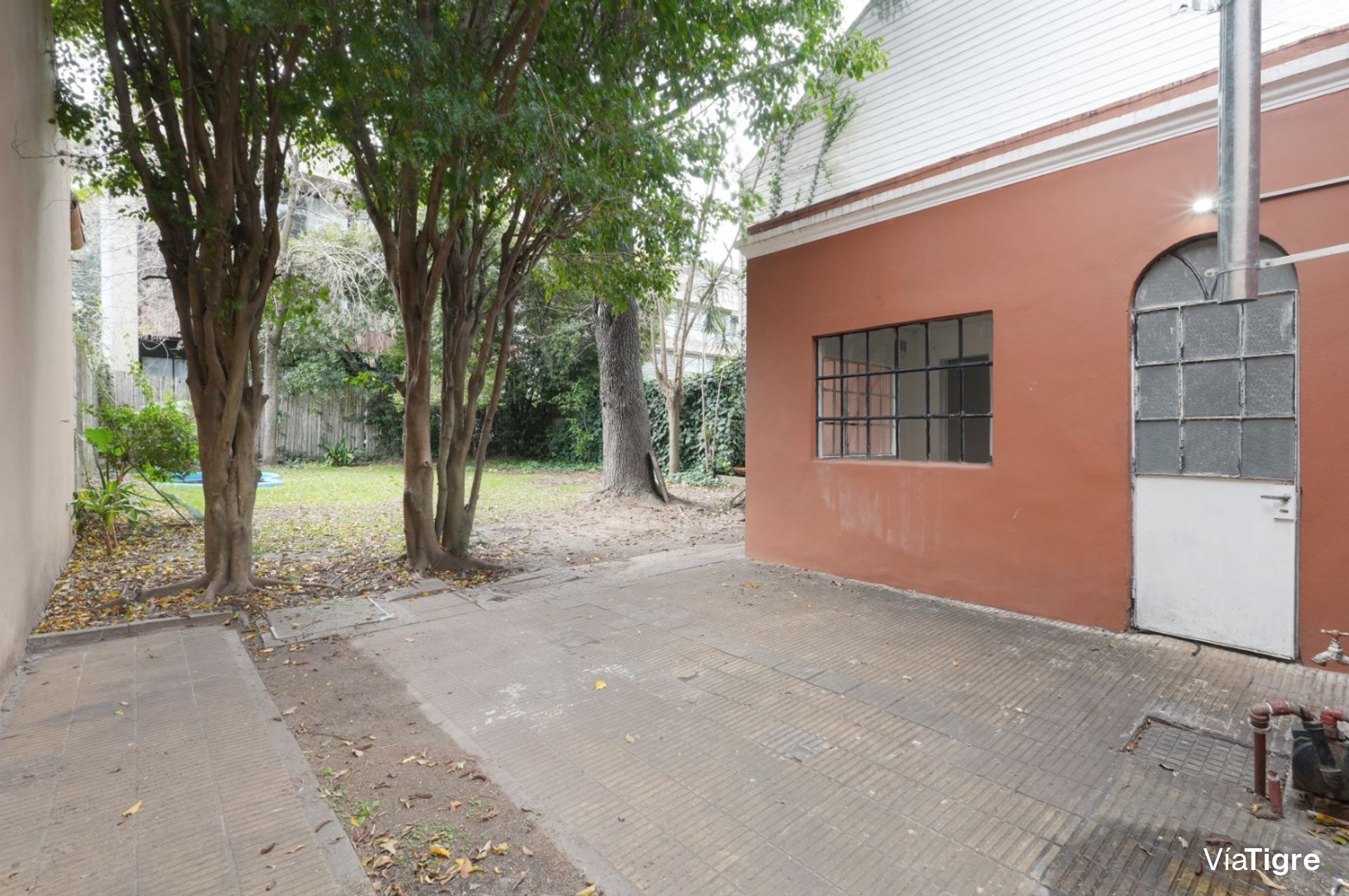 Casa 3 Ambientes c Jardín Vías Libertador Martinez