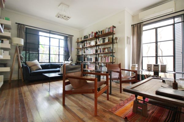 Casa 4 ambientes en alquiler en Olivos c/jardín